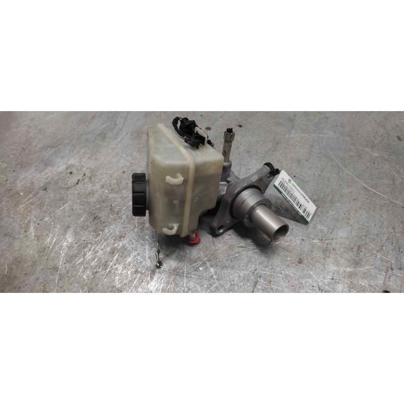 Recambio de bomba freno para opel zafira b cosmo referencia OEM IAM 32067271  