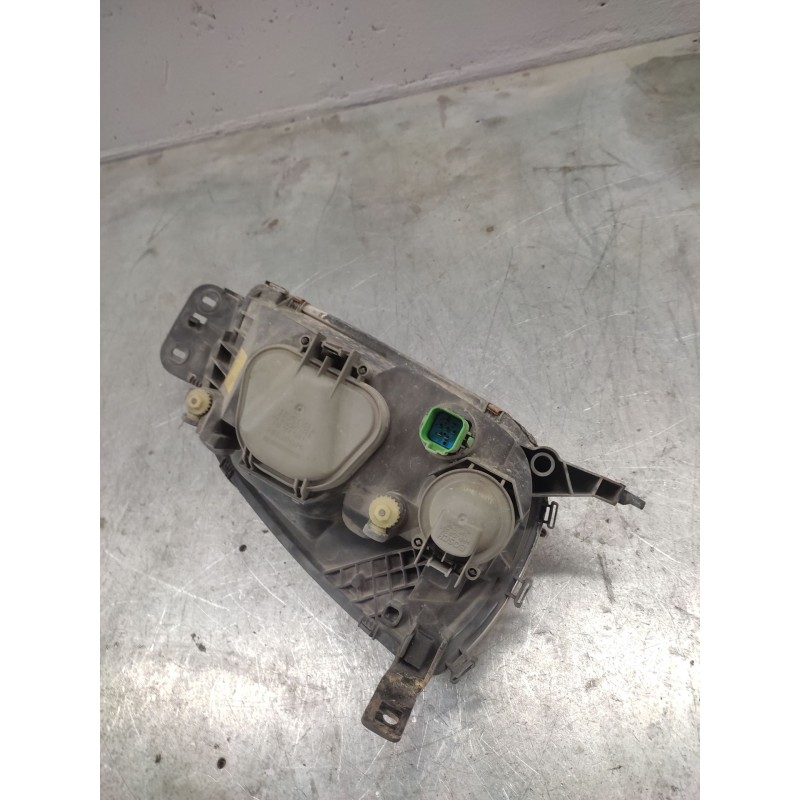 Recambio de faro izquierdo para ford fiesta berlina (dx) básico referencia OEM IAM - Gris 2