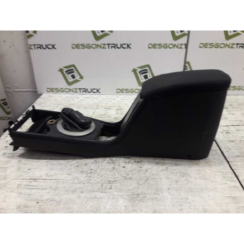 Recambio de guarnecidos palanca cambio para renault megane ii berlina 5p authentique referencia OEM IAM 8200079091 8200079090 3