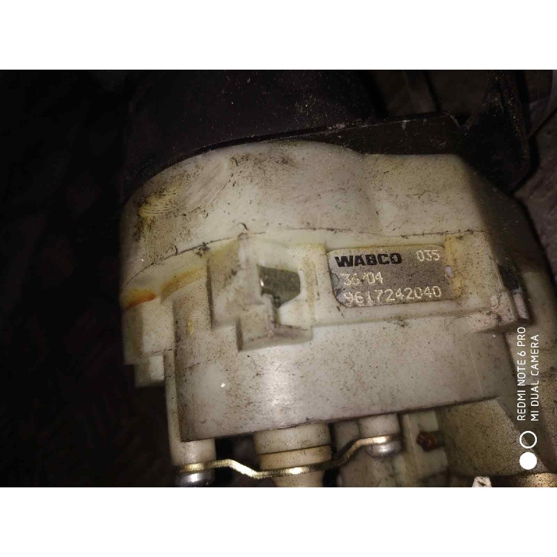 Recambio de palanca freno de mano para volvo fm 12 2002  fsa  std 4x2 corto referencia OEM IAM 9617242040 20367533 - Blanco 3