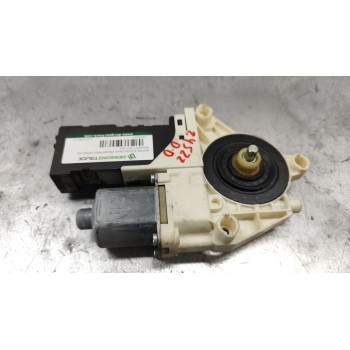 MOTOR ELEVALUNAS DELANTERO DERECHO 1137328127 