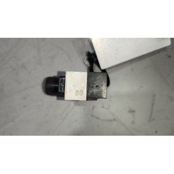 Recambio de mando elevalunas delantero izquierdo para iveco stralis (as) 12.9 diesel referencia OEM IAM   