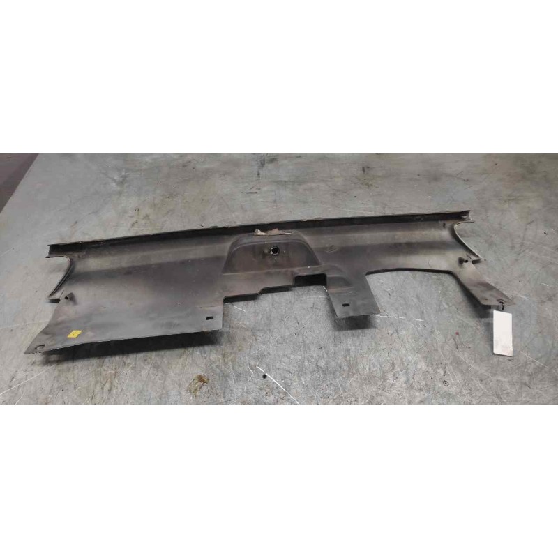 Recambio de rejilla delantera central para peugeot partner (s1) familiar referencia OEM IAM 2