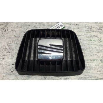REJILLA DELANTERA CENTRAL 6K0853654D 