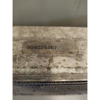 Recambio de intercooler para iveco trucks eurocargo 90 90 e 21 (210 cv) referencia OEM IAM 504028467  