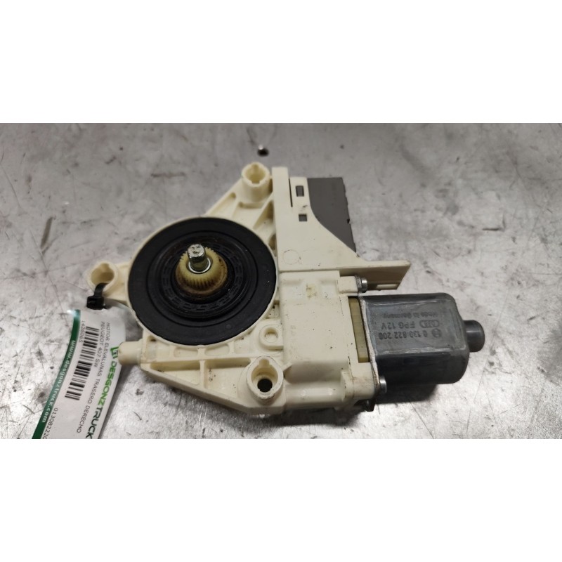 Recambio de motor elevalunas trasero derecho para peugeot 407 sw st sport referencia OEM IAM 0130822200  