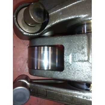 Recambio de eje balancines para renault premium route 2006 fas 4x2 larga distancia referencia OEM IAM   