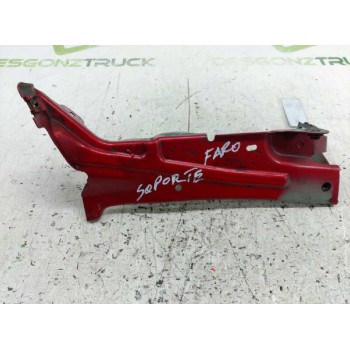 SOPORTE FARO DERECHO 724F4002 