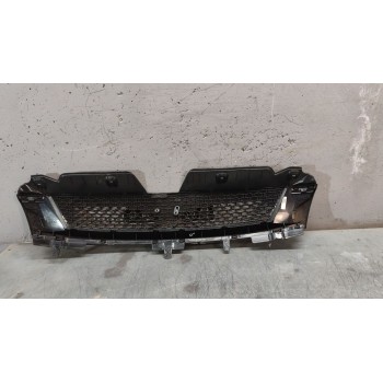 Recambio de rejilla delantera central para iveco daily vi autobús 50c80e referencia OEM IAM 5801255792  
