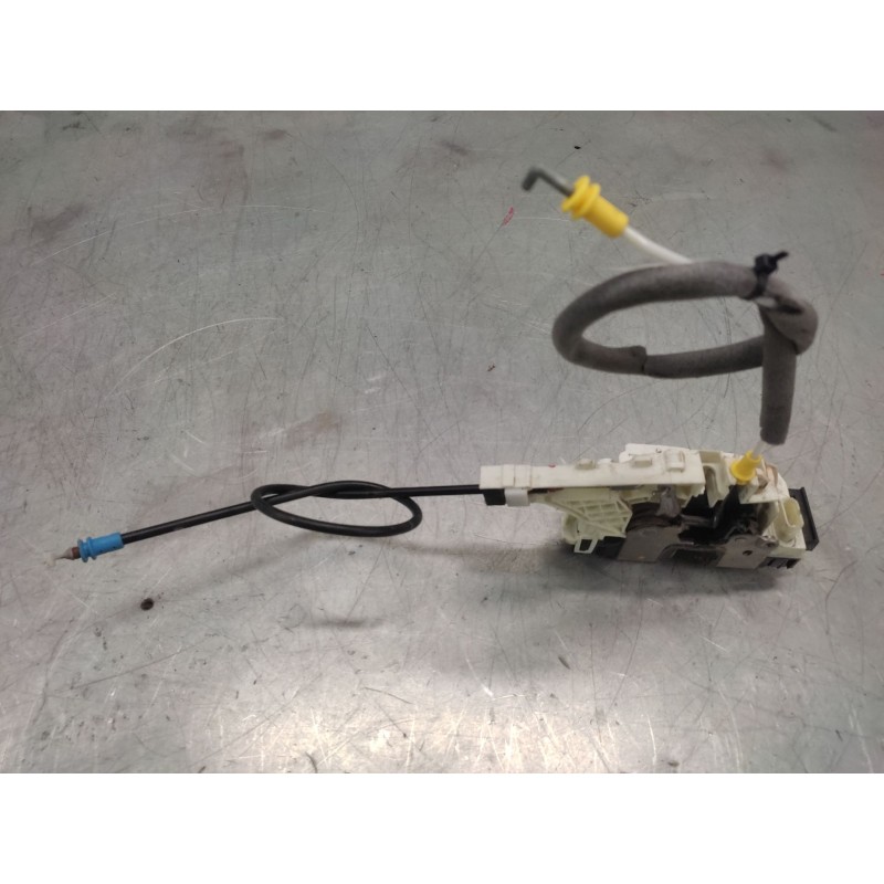 Recambio de cerradura puerta delantera derecha para volkswagen crafter 30-50 furgoneta (2e_) 2.0 tdi referencia OEM IAM A9067201 - Blanco 3