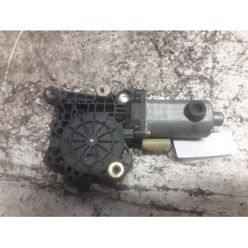 Recambio de motor elevalunas trasero izquierdo para ford mondeo berlina (gd) ambiente referencia OEM IAM 0130821680 2 PINS 