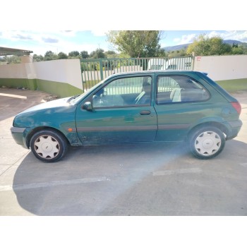 ford fiesta berlina (dx) del año 2002