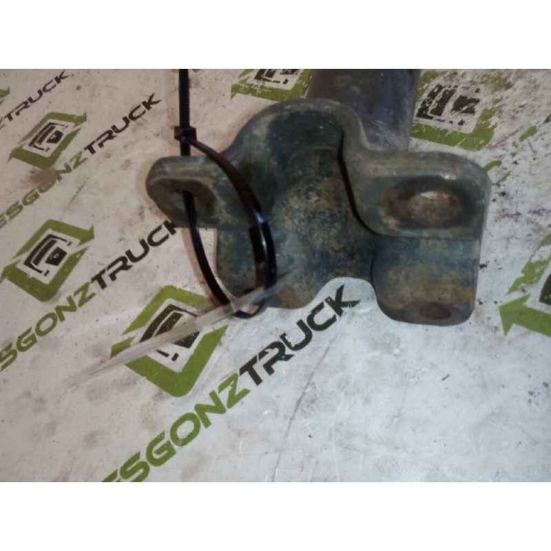 Recambio de soporte guardabarros trasero para mercedes-benz actros 2/3 2 - ejes / 6 cil. 1846 4x2 om 501 la l (largo) referencia 2