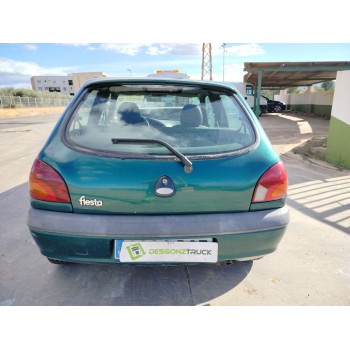 ford fiesta berlina (dx) del año 2002