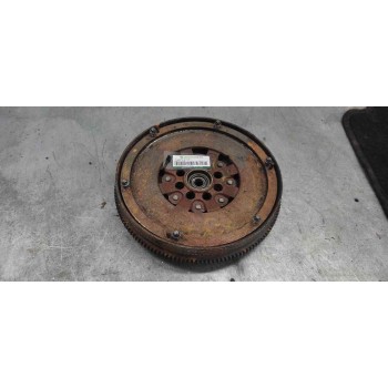 Recambio de volante motor para mercedes-benz vito kasten (639) 2.1 cdi referencia OEM IAM A646030  