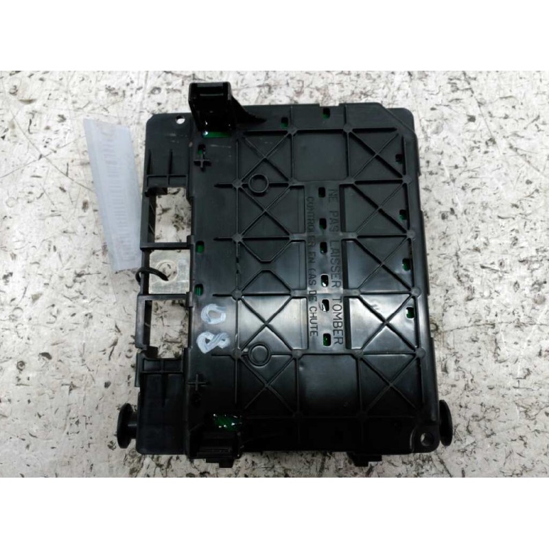 Recambio de caja reles / fusibles para citroën c2 empresa referencia OEM IAM 965061638000 - Negro 2