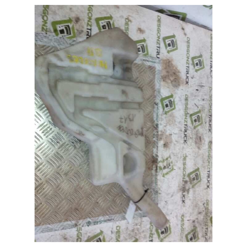 Recambio de deposito expansion para mercedes trucks lk/ln2 1117 o, 1117 lo (158-170cv) referencia OEM IAM 6738690220  