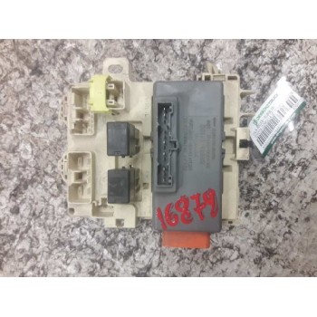CAJA RELES / FUSIBLES 8264112150 2410000100 