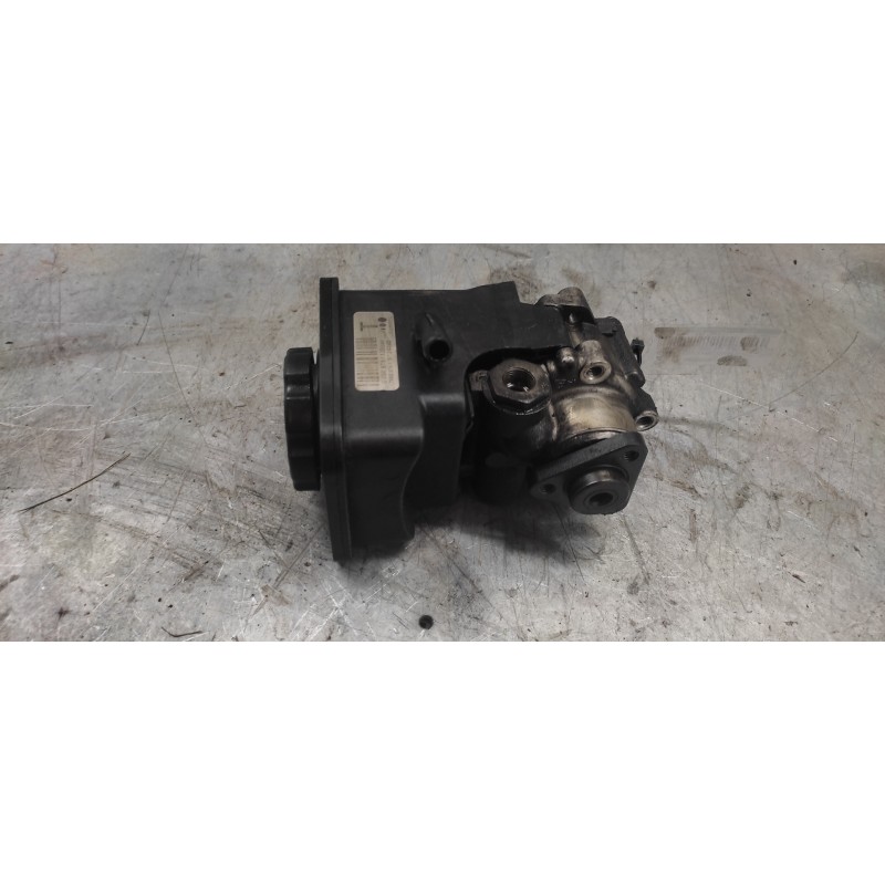 Recambio de bomba direccion para bmw serie 3 berlina (e46) 2.0 16v diesel cat referencia OEM IAM 6756575 7692974519 2