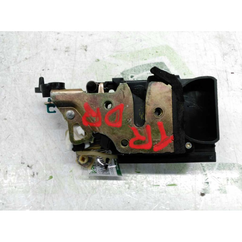Recambio de cerradura puerta trasera derecha para daewoo lanos cool referencia OEM IAM - Verde 2