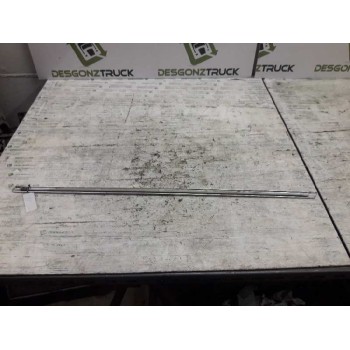Recambio de moldura puerta trasera derecha para bmw serie 3 berlina (e30) 324td referencia OEM IAM  MOLDURA CROMADA 
