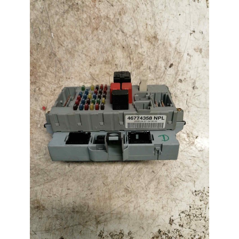 Recambio de caja reles / fusibles para fiat punto berlina (188) 1.2 8v elx (i) referencia OEM IAM 46774358NPL 2
