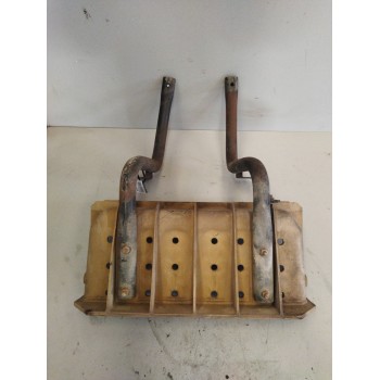 Recambio de peldaño derecho para renault m 250.13,15,16)c,d,t midl. e2 6.2 diesel referencia OEM IAM   
