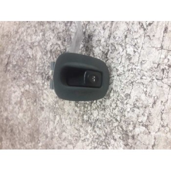 MANDO ELEVALUNAS DELANTERO DERECHO 7700836270 6 PINS 