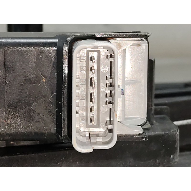 Recambio de elevalunas delantero izquierdo para peugeot 208 ii (ub_, up_, uw_, uj_) 1.5 bluehdi 100 referencia OEM IAM - Blanco 2