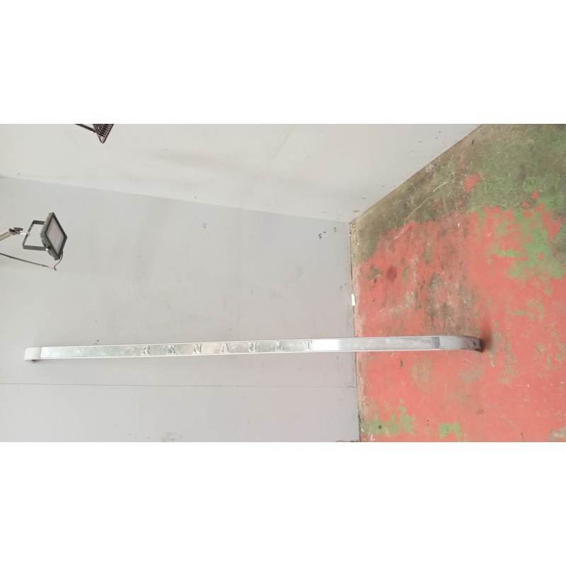 Recambio de moldura para renault magnum ab diesel referencia OEM IAM 5001875406 MOLDURA DELANTERA 