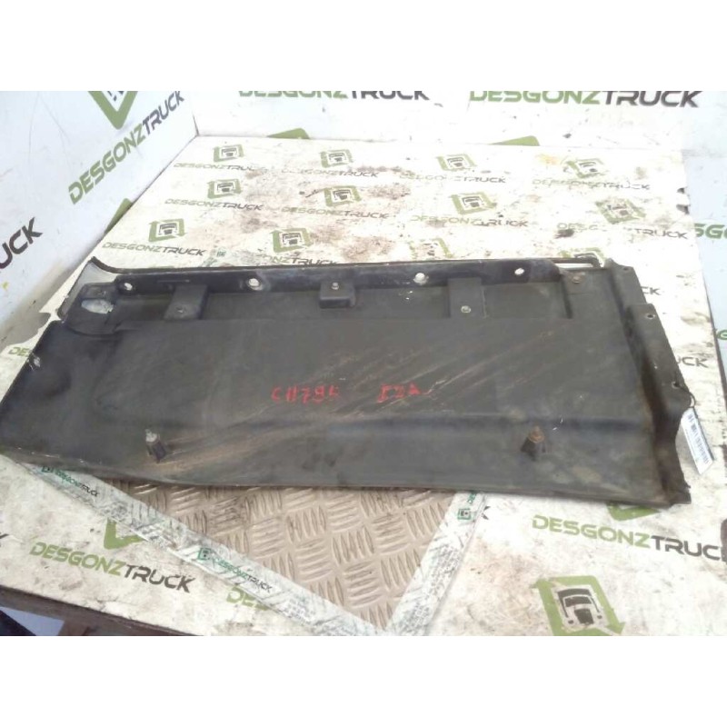 Recambio de moldura trasera cabina para iveco stralis (as) 10.3 diesel referencia OEM IAM IZQUIERDA - Negro 2