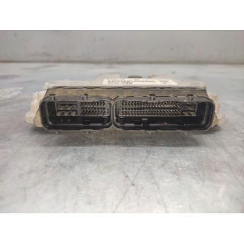 Recambio de centralita motor uce para toyota yaris 1.0 cat referencia OEM IAM 0261S04205  896610DB60