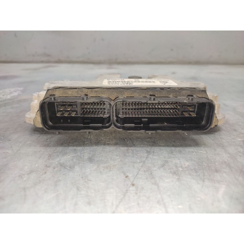 Recambio de centralita motor uce para toyota yaris 1.0 cat referencia OEM IAM 0261S04205  896610DB60 - Rojo 3