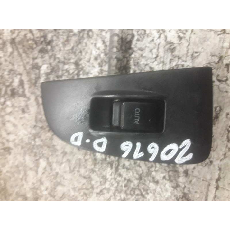 Recambio de mando elevalunas delantero derecho para toyota avensis berlina (t25) 2.2 d-4d executive sedán (4-ptas.) referencia O - Gris