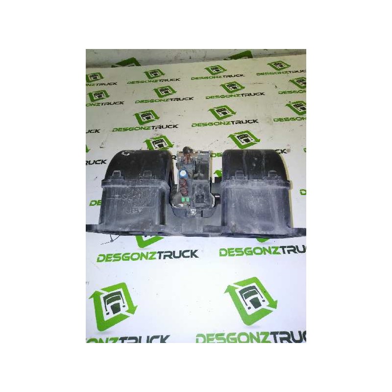 Recambio de motor calefaccion para man tg - a 18.460 fg / bb (e3/e4) xl referencia OEM IAM - Blanco 2