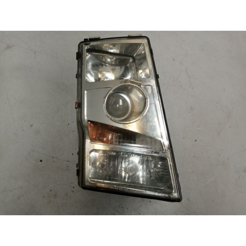 Recambio de faro derecho para volvo fh 12 2002  12.1 diesel (d12d420) referencia OEM IAM - Blanco 3