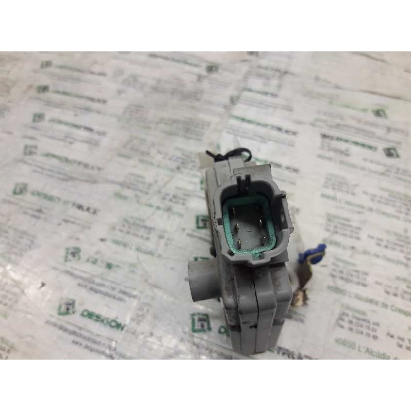 Recambio de cerradura puerta trasera izquierda para nissan primera berlina (p11) básico referencia OEM IAM  CON CENTRALIZADO ELE 3