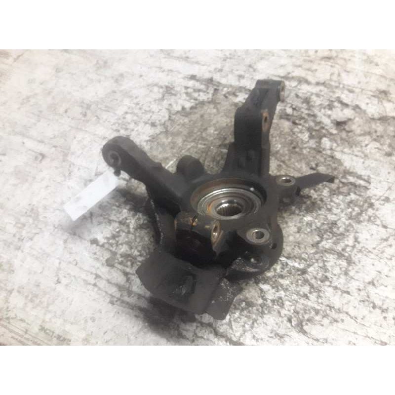 Recambio de mangueta delantera izquierda para peugeot expert kasten komfort confort acristalato referencia OEM IAM 10047 - Blanco 2