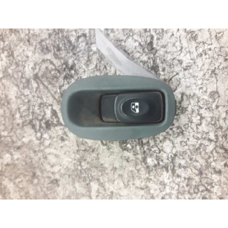 Recambio de mando elevalunas trasero derecho para renault megane i scenic (ja0) 1.6 16v kaleido referencia OEM IAM 7700836267 6