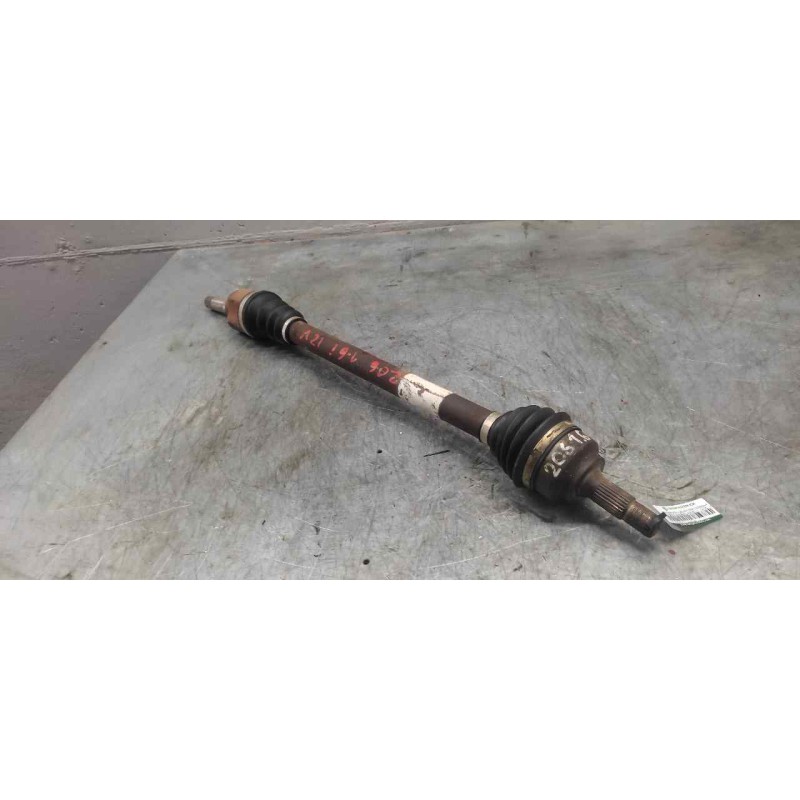 Recambio de transmision delantera derecha para peugeot 206 berlina xt referencia OEM IAM  26CM MANGUETA 24CM CAMBIO
