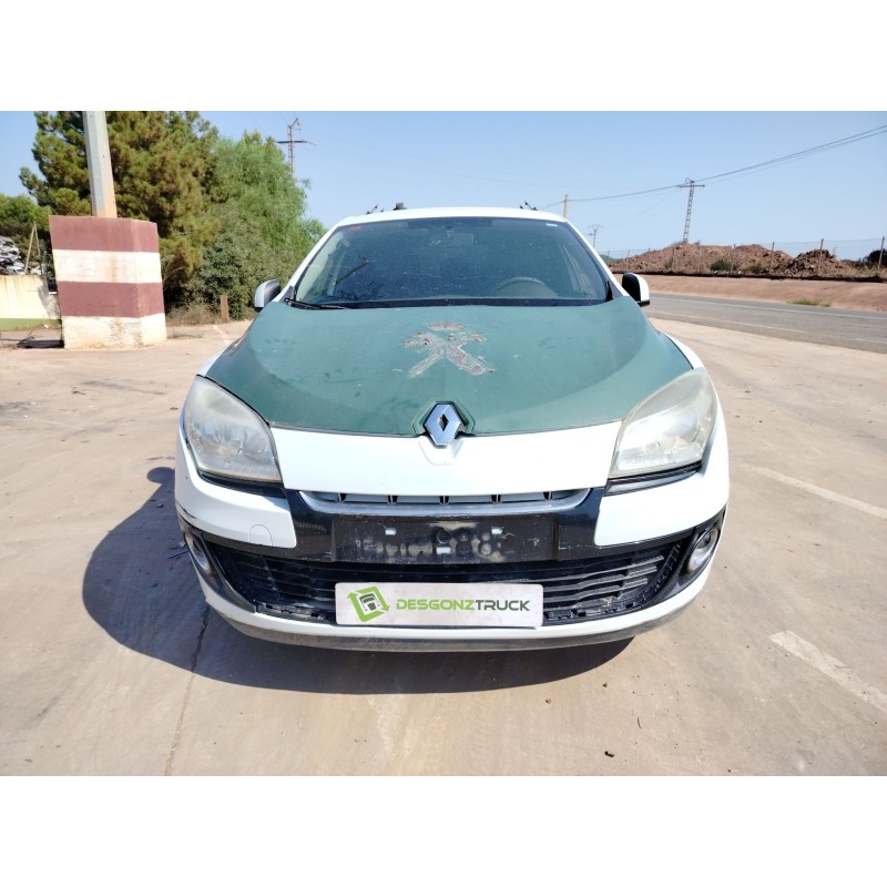 renault megane iii berlina 5 p del año 2013