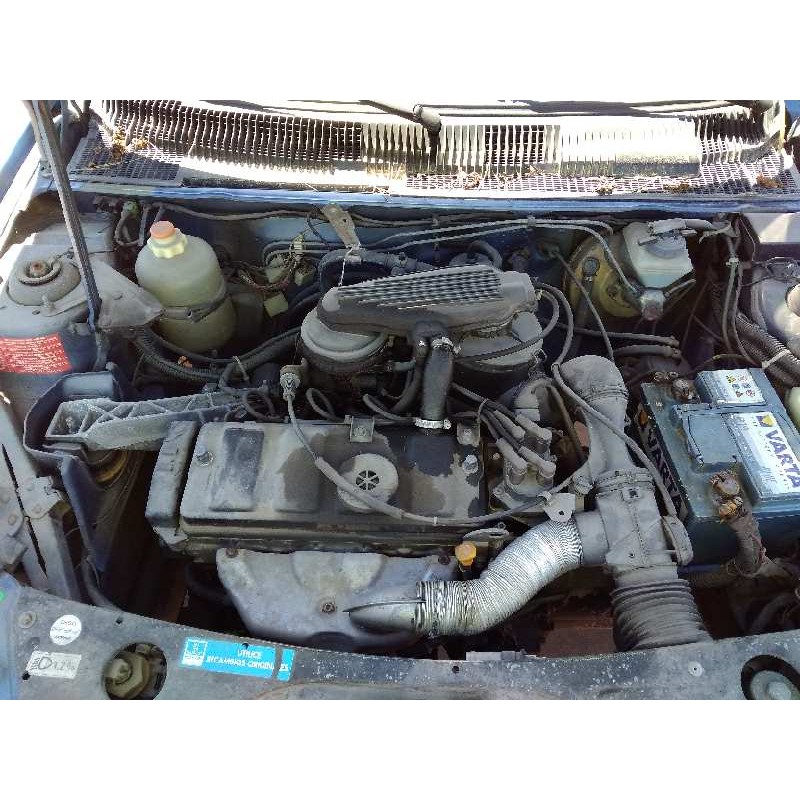 PEUGEOT 205 BERLINA