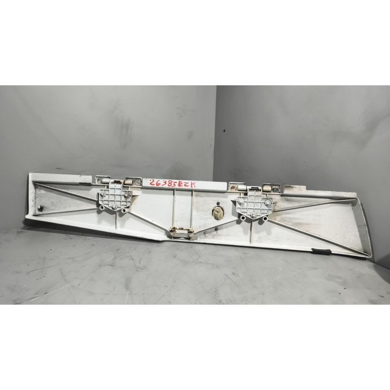 Recambio de moldura trasera cabina para renault magnum ab diesel referencia OEM IAM 5010599372 IZQUIERDA - Blanco 2