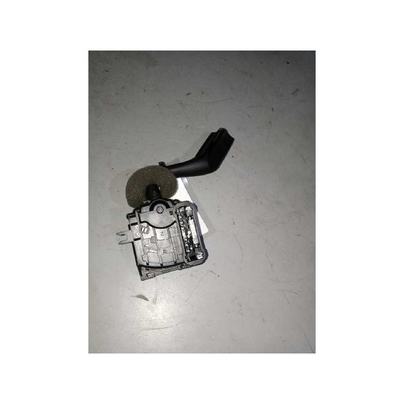 Recambio de mando limpia para renault magnum ab diesel referencia OEM IAM 7421535700 - Blanco 2