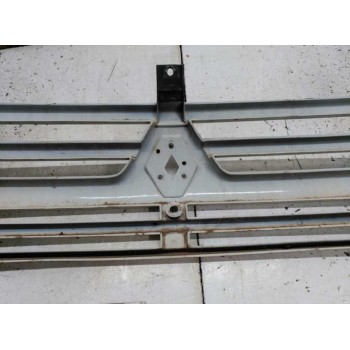 Recambio de rejilla paragolpes central para renault trafic (desde 5.89) t 1100 referencia OEM IAM   