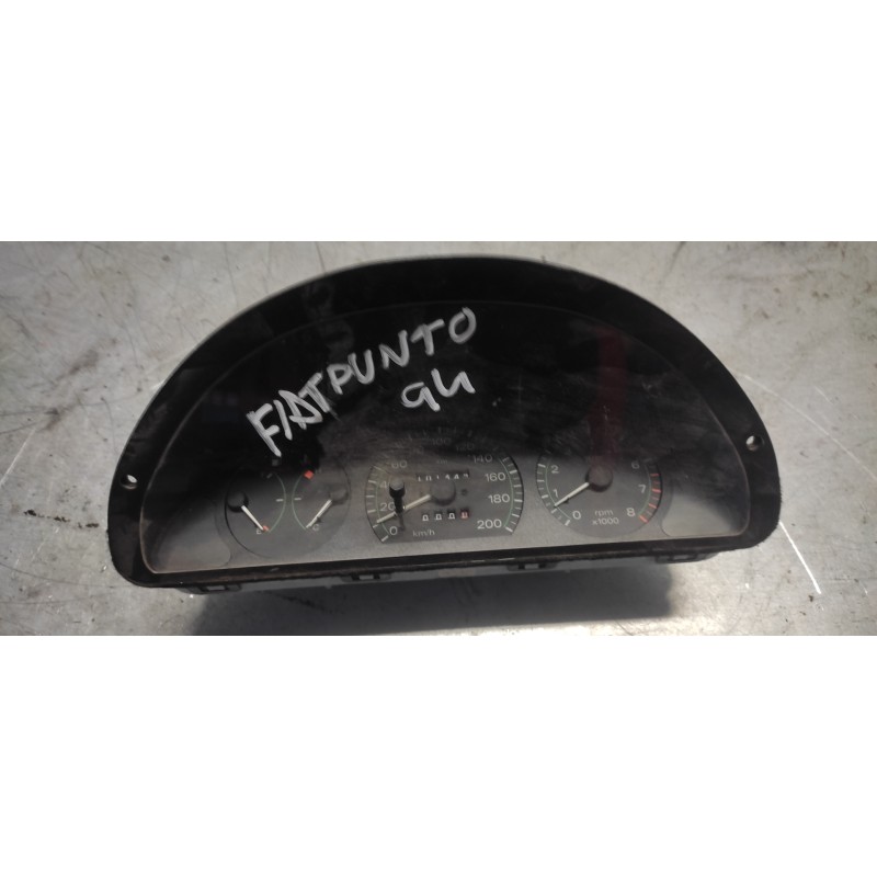 Recambio de cuadro instrumentos para fiat punto berl. (176) 55 s referencia OEM IAM 7789498  