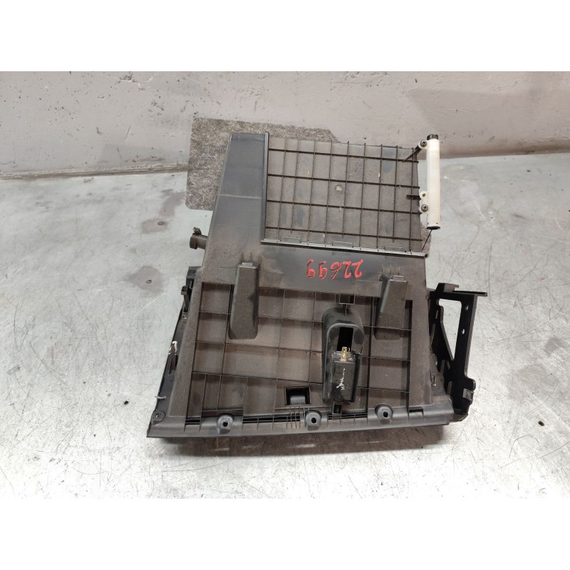 Recambio de guantera para hyundai i20 city s referencia OEM IAM - Gris 6