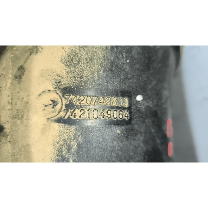 Recambio de tubo admision para renault magnum ab diesel referencia OEM IAM 7421049064 - Blanco 5