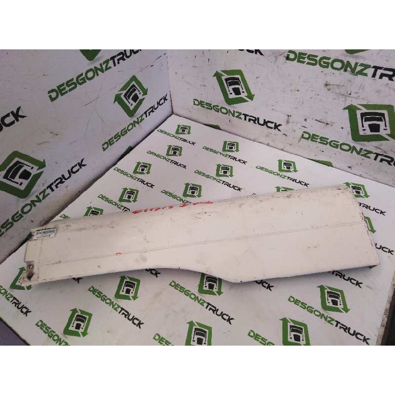 Recambio de moldura trasera cabina para man tg - a 18.xxx fg / bb   (e3/e4) xl referencia OEM IAM 81615100554 PARTE IZQUIERDA 