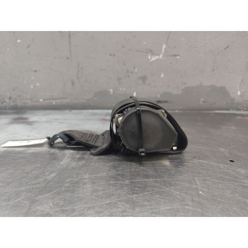 Recambio de cinturon seguridad trasero central para renault megane ii coupe/cabrio authentique referencia OEM IAM - Rojo 4